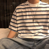 Summer Men T Shirt Striped Fitted Short Sleeve O Neck Japanese Style Streetwear Harajuku Hip Pop Fashion White Couples Male Tee