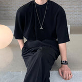 Men's Pleated Short Sleeve Loose T-shirts Fashion Trend Round Neck Tshirt Black Color Breathable Fabric T Shirts Clothes